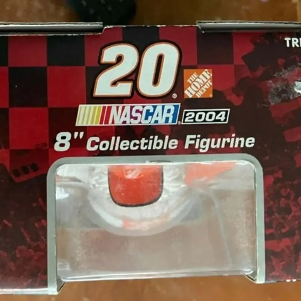 New 2004 NASCAR 8
